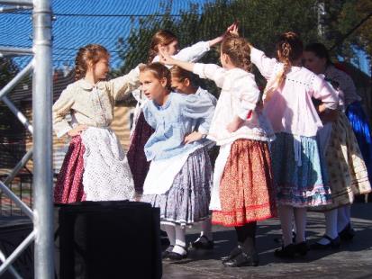 A Kisalföld Táncegyüttes 2019. évi pályázati időszaka főbb tevékenységei_ (1)_Oldal_1_Kép_0005